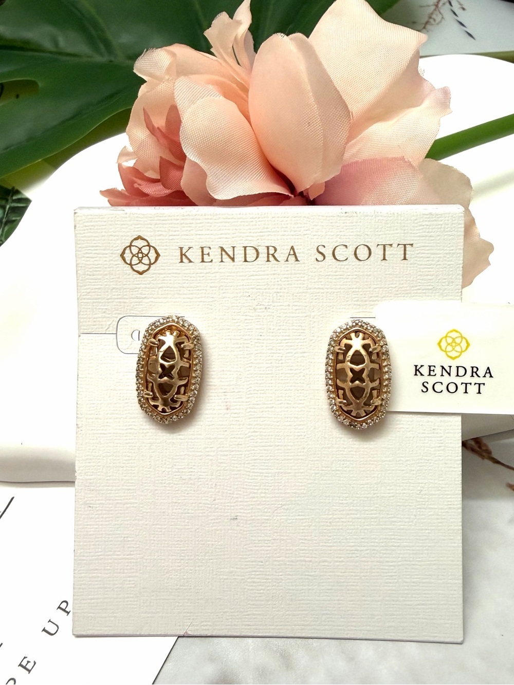 Kendra Scott Gold Filigree Oval Stud Earrings